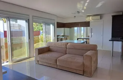 Apartamento com 03 dormitórios 03 suítes, em jurerê, florianópolis/sc.