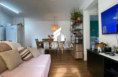 Apartamento com 02 dormitórios 01 suíte no bairro praia comprida em são josé.