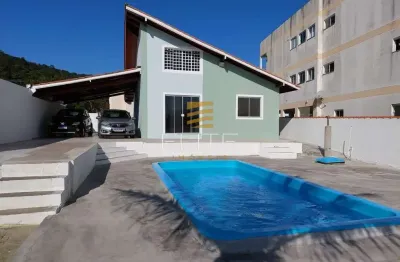 Casa 02 dormitórios sendo 01 suíte bairro forquilhas - são josé / sc