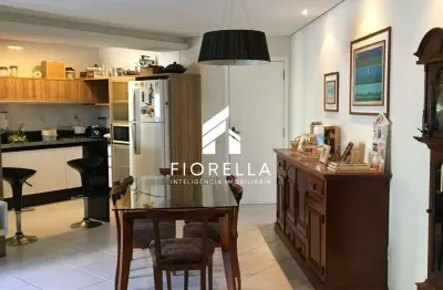 Apartamento a venda com 03 dormitórios sendo 01 suíte no bairro estreito - florianópolis/sc