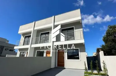 Sobrado com 03 dormitórios com 01 suíte no bairro aririú - palhoça