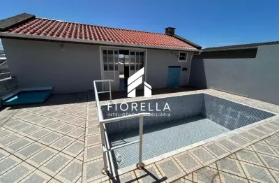 Casa  03 dormitórios, sendo 01 suíte no bairro Jardim Cidade Florianópolis - São José