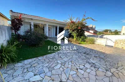 Casa com 04 dormitórios, sendo 01 suíte no bairro jardim atlântico - florianópolis