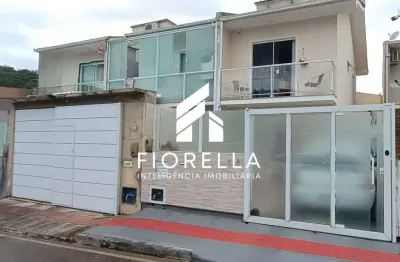 Sobrado semi mobiliado de 02 dormitórios, sendo 01 suíte, em potecas - são josé/sc