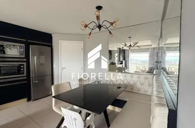 Apartamento à venda com 02 dormitórios, sendo 01 suíte, 01 vaga, em Areias, São José-SC.