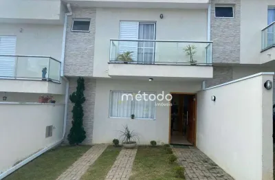 Casa com 3 dormitórios à venda, 99 m² por R$ 800.000,00 - Condomínio Residencial Oliveira - Guararema/SP