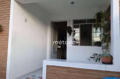 Casa com 2 dormitórios à venda, 93 m² por R$ 445.000,00 - Ipiranga - Guararema/SP