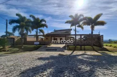 Casa com 3 dormitórios para alugar, 300 m² por r$ 9.596,67/mês - condomínio lago dourado - jacareí/sp