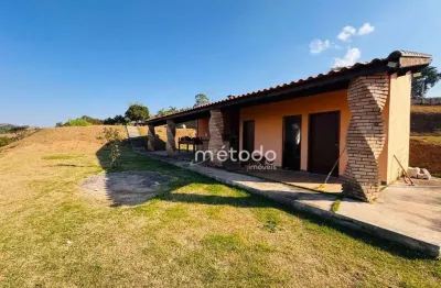 Sítio com 2 dormitórios à venda, 20000 m² por R$ 1.390.000,00 - Capoeirinha - Guararema/SP