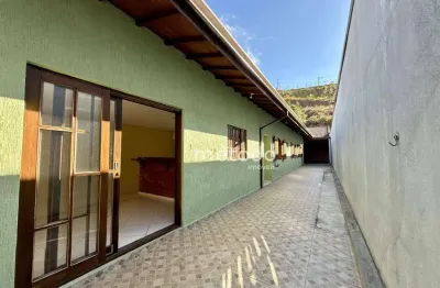 Casa com 3 dormitórios à venda, 157 m² por r$ 650.000 - nogueira - guararema/sp
