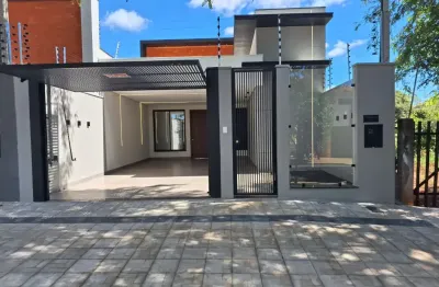 Casa à venda na Rua Evaristo da Veiga, Zona 07, Maringá