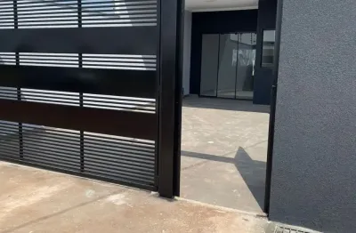 Casa com 3 quartos à venda na Avenida Marialva, Jardim Keiko, Marialva