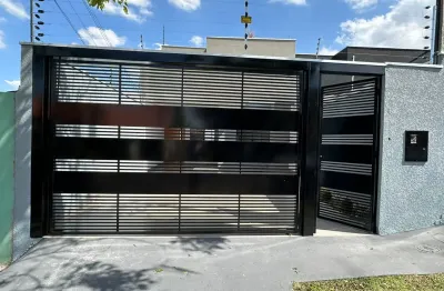 Casa com 3 quartos à venda na Rua Universo, Jardim Universo, Maringá