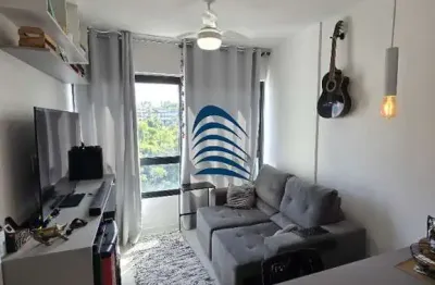 Excelente apartamento na barra, quarto e sala, porteira fechada, 29m2, 01 banheiro, 01 vaga de garagem, móveis planejados, geladeira, ar condicionado,