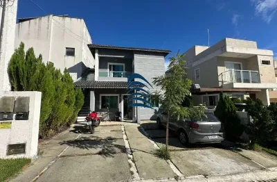 Excelente casa no condomínio solaris, localizado no bairro caji - lauro de freitas.