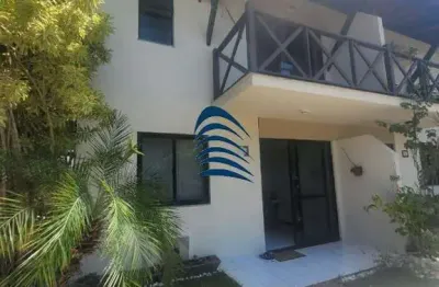 Imóvel localizado na rua flamengo, itapuã. ?? possui 4/4  sendo um deles suíte, mais dependência completa   norte sul ( ventilação cruzada)