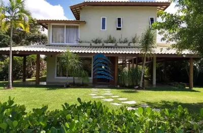 Excelente casa em itacimirim no condomínio quinta das lagoas com 5 suítes, 1.000 m2  de terreno, 500 m2 de área construída, espaço gourmet, churrasqueira, forno e piscina e 7 vagas