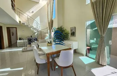 Casa priscila dutra 4 suítes | condomínio san francisco | 242m² | energia solar | mobiliada | piscina e área gourmet | varanda | 4 vagas | av. priscila dutra | lauro de freitas