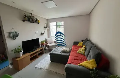 Excelente apartamento 1/4 com 50 m2 e 2 banheiros na barra. pertinho do porto da barra, comércio para fazer tudo a pé. rua segura, com portaria 24 horas.