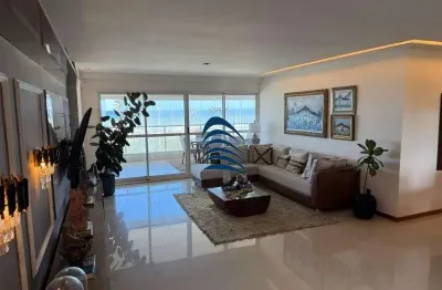 Apartamento para venda com 212 metros quadrados no bairro jaguaribe, orla, frente mar,  com 4 quartos sendo 4 suítes e 6 banheiros.