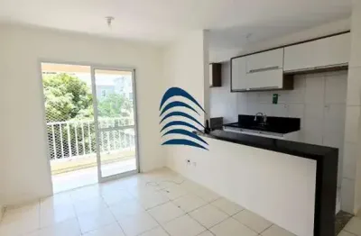 Apartamento 2/4, sendo uma suíte no condomínio city park acupe, banheiro social, sala, varanda, cozinha e área de serviço.