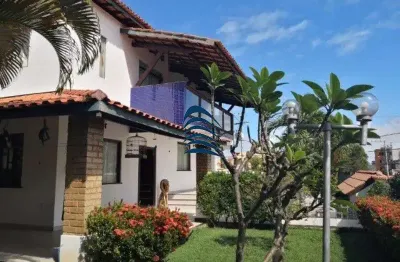 Casa em piatã, pronta pra morar, 05 quartos sendo 02 suítes, 100 m da praia de piatã