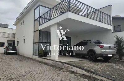 Sobrado 215m² 3 dorm. 1 suíte área comercial - villa branca -aceita permuta