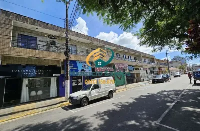 Apartamento para locação definitiva em mongaguá, bairro centro, 2 dormitórios sendo 1 suíte, demais dependências, residencial com escadas.