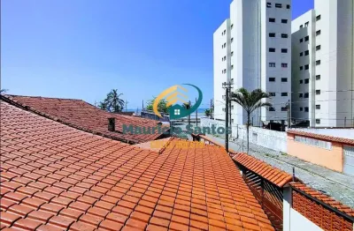 Sobrado em mongaguá, bairro oceanópolis, a 50 metros do mar, 4 suítes e demais dependências, sacada com vista para o mar, churrasqueira, portão eletrônico.