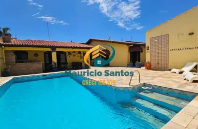 Casa alto padrão em itanhaém, bairro jardim suarão, quadra da praia, são 2 casas em uma! mobiliada! 5 dormitórios sendo 2 suítes, 4 vagas, espaço gourmet e piscina com cascata!!