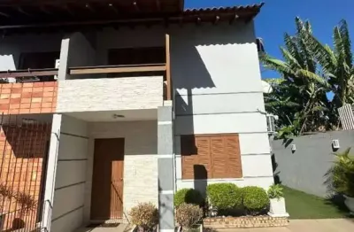 Casa 2 dormitórios com piscina para locação no bairro aberta dos morros