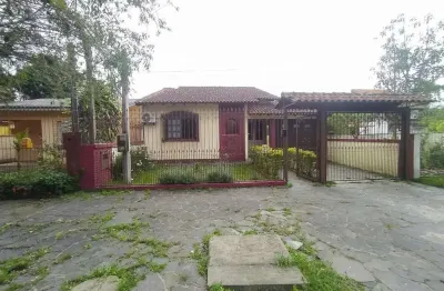 Casa com piscina 2 dormitórios para locação no bairro belem novo, zona sul de po