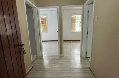 Casa 2 dormitórios para locação no bairro teresópolis, porto alegre, rs.