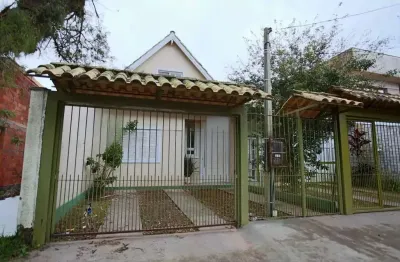 Casa 2 dormitórios para locação no bairro hípica , zona sul de porto alegre, rs.