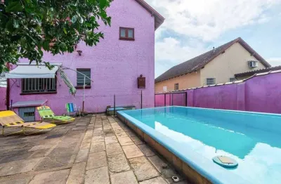 Casa 5 dormitórios para locação no bairro medianeira, porto alegre, rs.