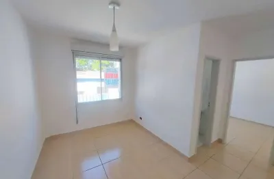 Apartamento com 1 dormitório para locação no bairro Cristal, zona sul de  Porto