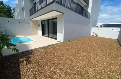 Casa em condomínio fechado com 3 quartos à venda no Glória, Joinville 