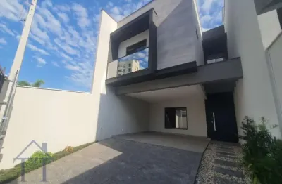 Casa com 3 quartos à venda no América, Joinville 