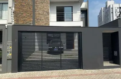 Casa com 3 quartos à venda no Saguaçu, Joinville 