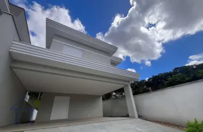 Casa com 4 quartos à venda no Glória, Joinville 