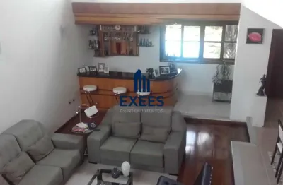 Casa com 4 quartos à venda na avenida sílvio sciumbata, 751, interlagos, são paulo por r$ 1.900.000