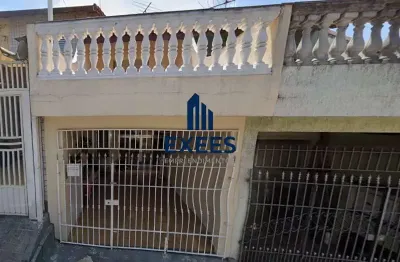 Casa com 3 quartos à venda na rua josé de almeida castro, 107, jardim mangalot, são paulo por r$ 650.000