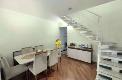 Sobrado charmoso muito bem localizado com 3 dormitórios no jardim mangalot,  sp