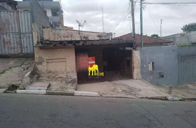 Casa à venda na Rua Dona Maria Angélica, Ayrosa, Osasco