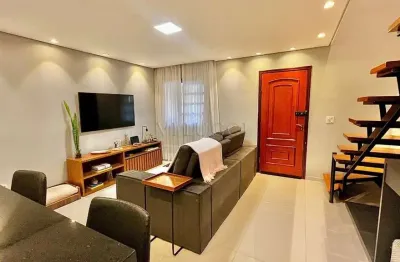 Sobrado à venda com 2 quartos planejados no condomínio residencial vilas sumaré ll.