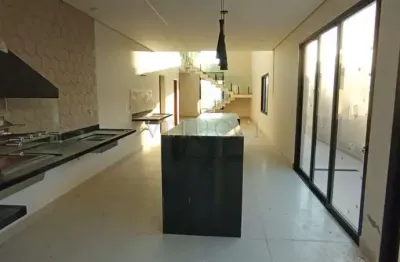 Casa de alto padrão com suíte master à venda em indaiatuba!