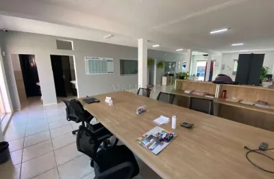 Ponto comercial com 3 salas para alugar na Rua Dom Barreto, 1747, Centro, Sumaré