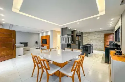 Casa com 3 dormitórios à venda, 177 m² por r$ 1.350.000,00 - albuquerque - teresópolis/rj