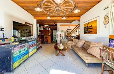 Casa com 3 dormitórios, 214 m² - venda por r$ 990.000 ou aluguel por r$ 3.900,00/mês - vargem grande - teresópolis/rj