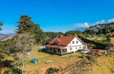 Casa com 4 dormitórios à venda, 255 m² por r$ 1.300.000,00 - três córregos - teresópolis/rj